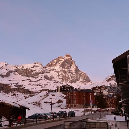 Breuil Cervinia Near Funicular Apartment With Private Garage المظهر الخارجي الصورة