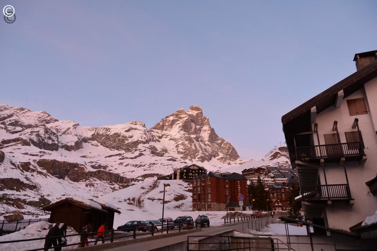 Breuil Cervinia Near Funicular Apartment With Private Garage المظهر الخارجي الصورة